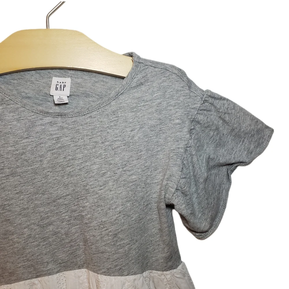 Gap 5T Toddler Girl Grey Ruffle Sleeve White Eyelet Lace Dress